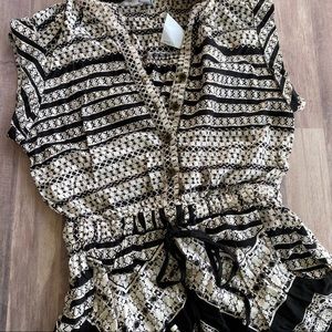 Charlotte Russe Black Cream Boardwalk Romper Dress Pockets